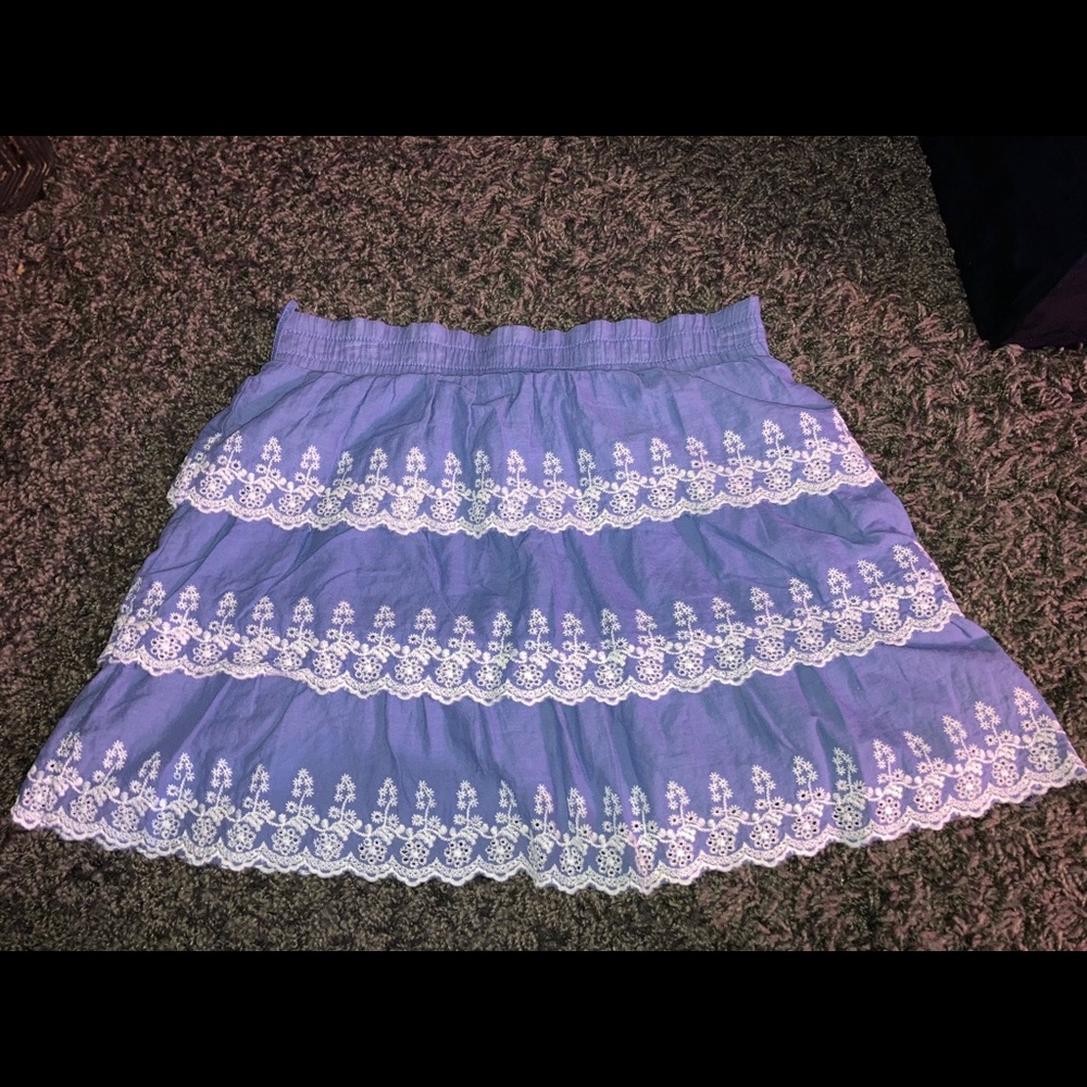 Blue and white ruffle skirt with belt loops